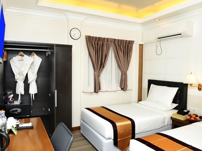 Hotel Grand United - 21St Downtown Rangun Kültér fotó