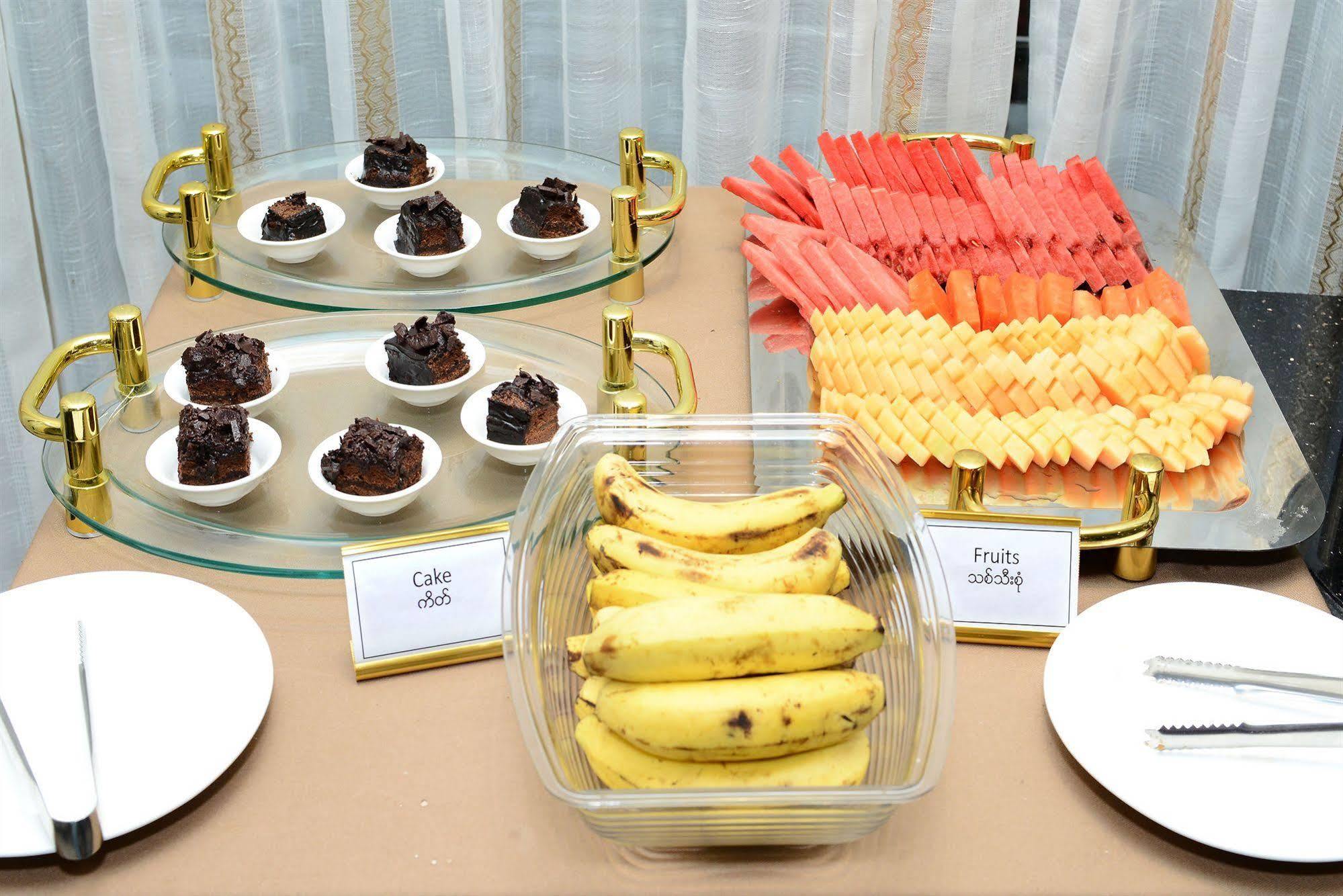 Hotel Grand United - 21St Downtown Rangun Kültér fotó